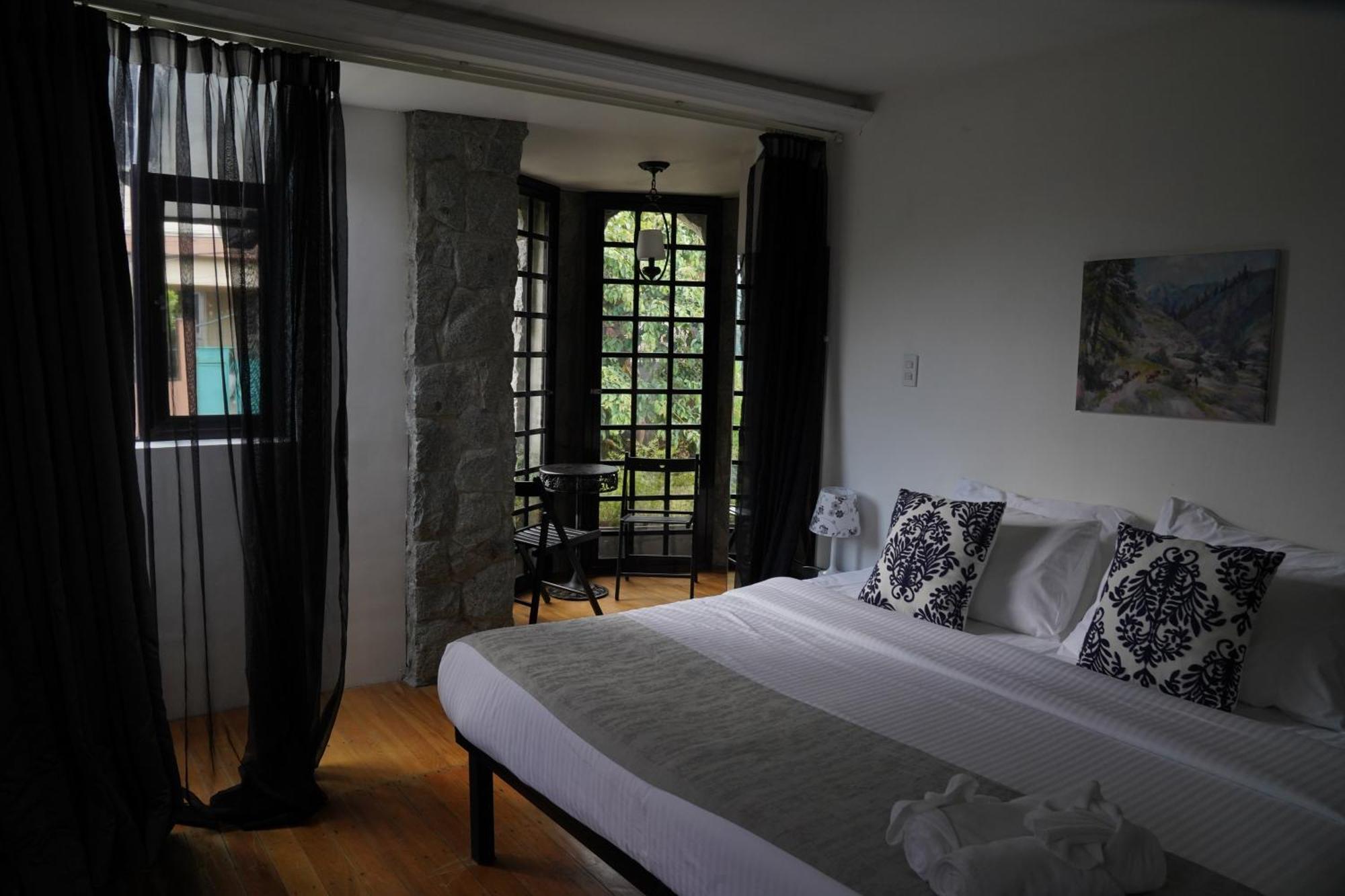 Vila Tudor In The Pines Baguio City Exteriér fotografie